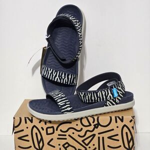 Native, Womens sandals in zebra/cuddlefish. NIB-Size 8